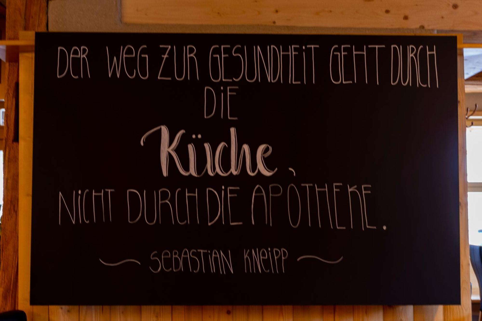 Teutsche Schule Hotel Schleusingen ภายนอก รูปภาพ