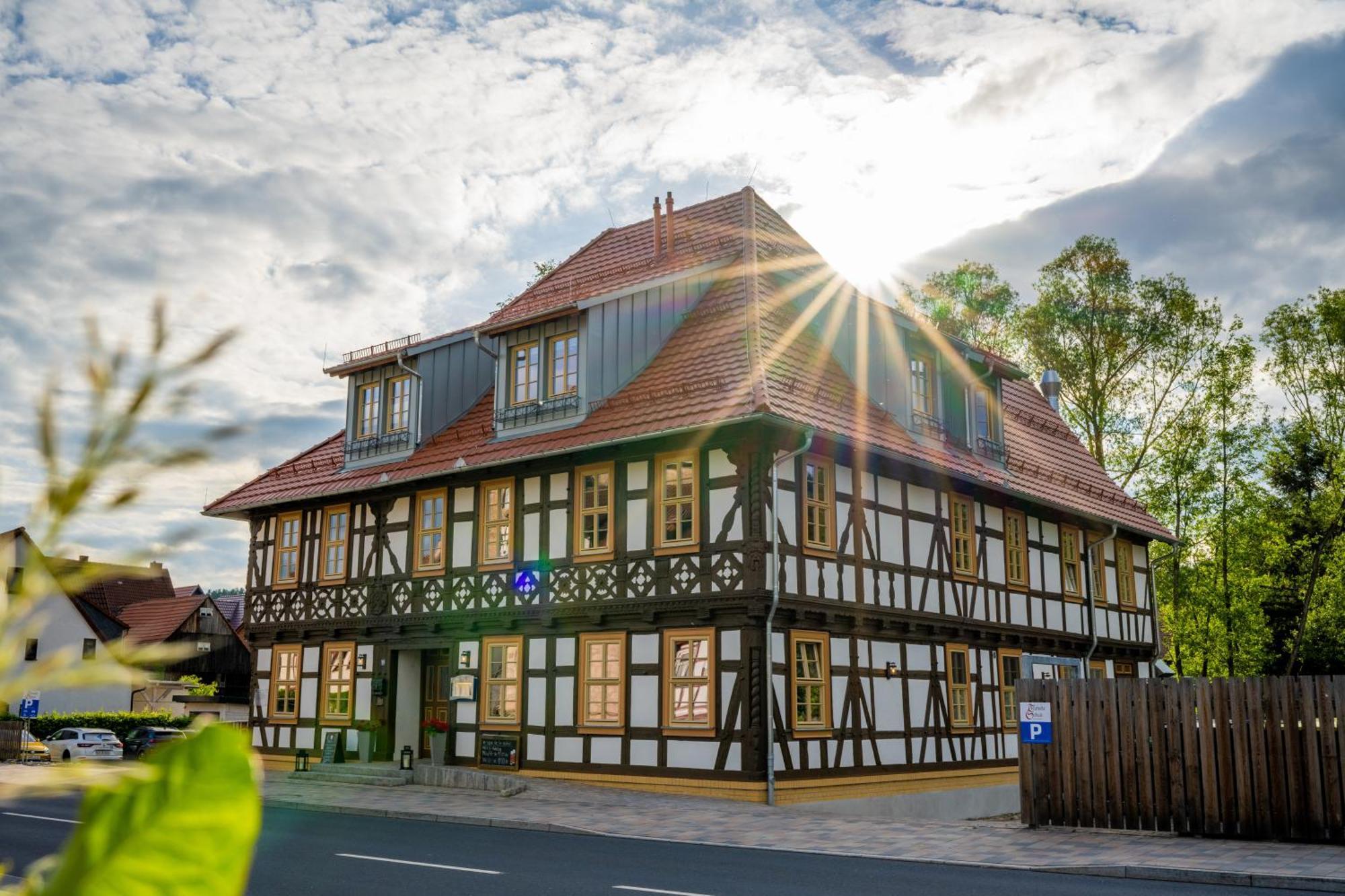 Teutsche Schule Hotel Schleusingen ภายนอก รูปภาพ